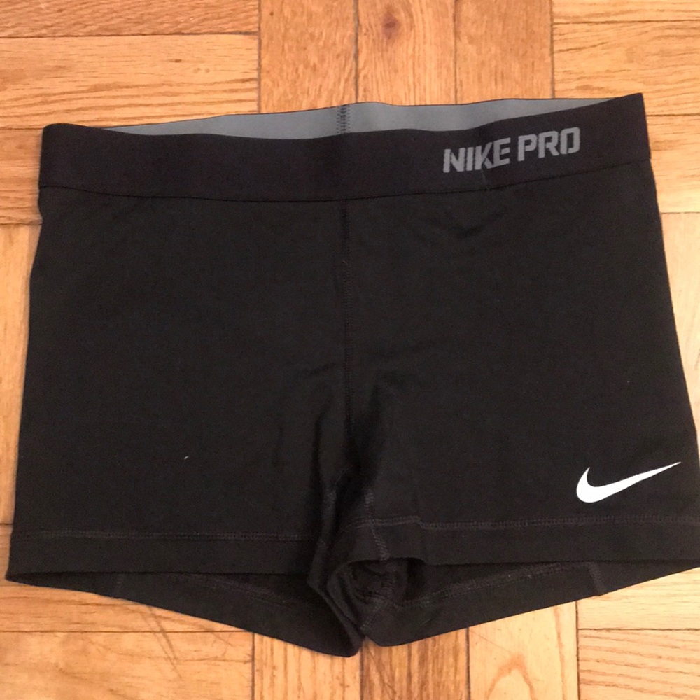 Nike-Pro black booty shorts